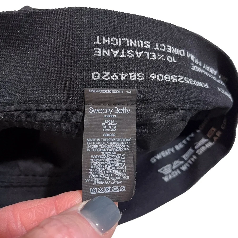 Sweaty Betty Stamina Sports Bra Black Size Medium Racerback Medium Impact - Picture 6 of 7